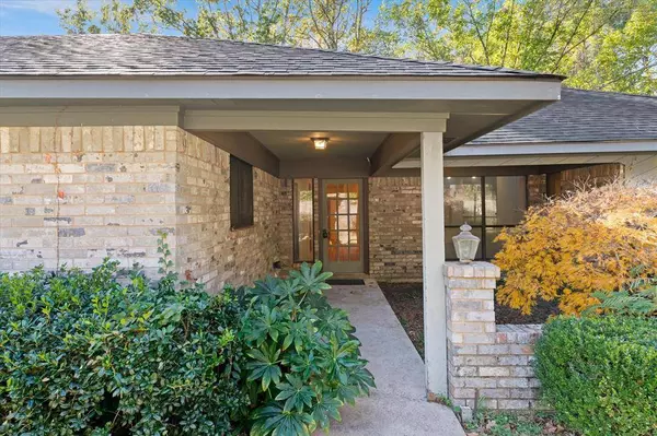 1444 Tanglewood Drive W, Hideaway, TX 75771