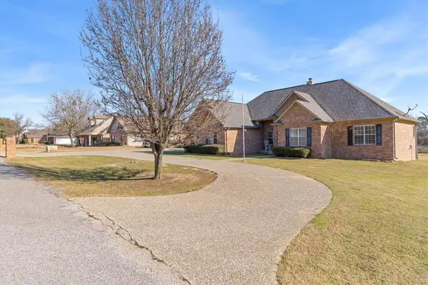 14990 Boaz Lane, Lindale, TX 75771