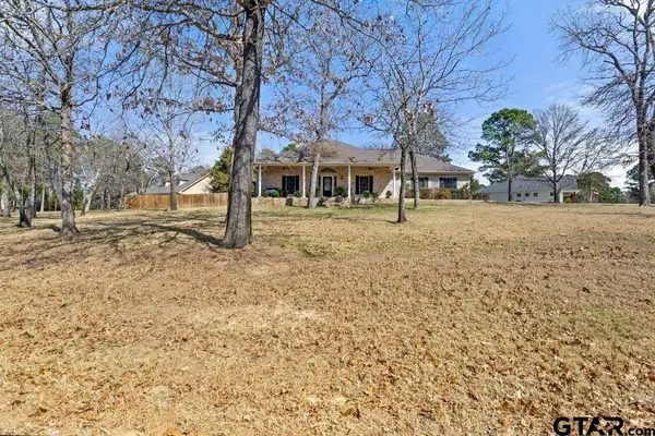16687 Meadow Crest, Lindale, TX 75771