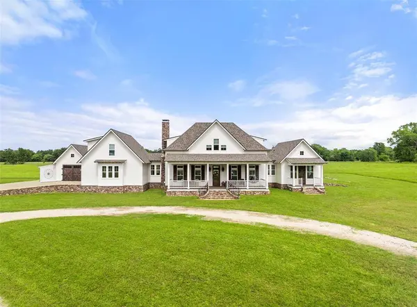 20108 County Road 452, Mineola, TX 75773