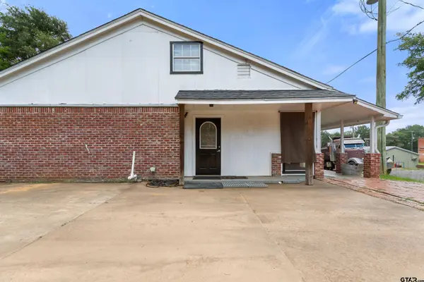 110 Church St., Winona, TX 75792
