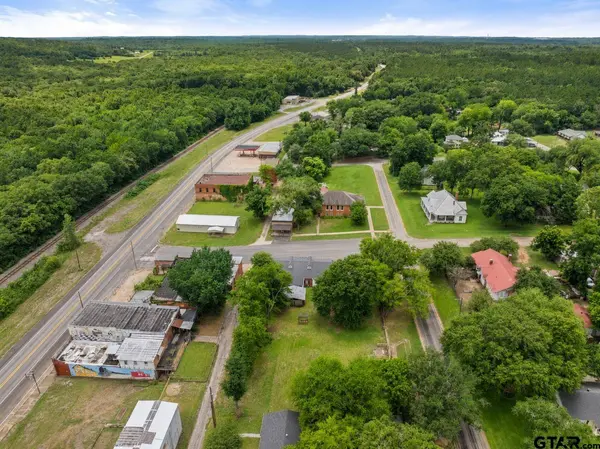 110 Church St., Winona, TX 75792