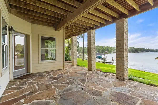 521 Hideaway Lane Central Lane, Hideaway, TX 75771