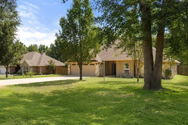 2312 Pittman Lane, Lindale, TX 75771