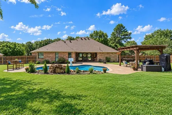 13630 Karah Lane, Lindale, TX 75771