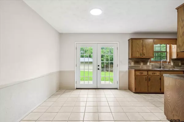 10356 Creek Bend Drive, Tyler, TX 75703