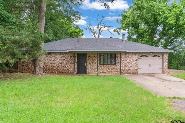 10356 Creek Bend Drive, Tyler, TX 75703