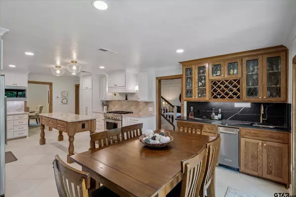 23220 Bay Side Circle, Bullard, TX 75757