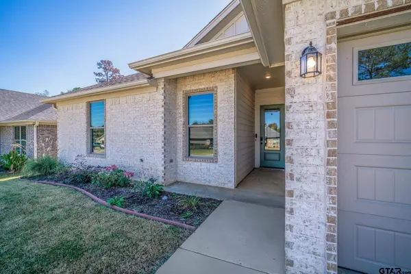 267 Oak Valley Drive, Gilmer, TX 75645