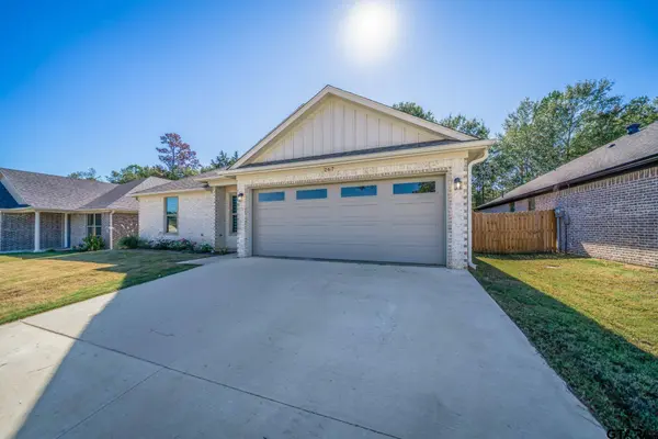 267 Oak Valley Drive, Gilmer, TX 75645