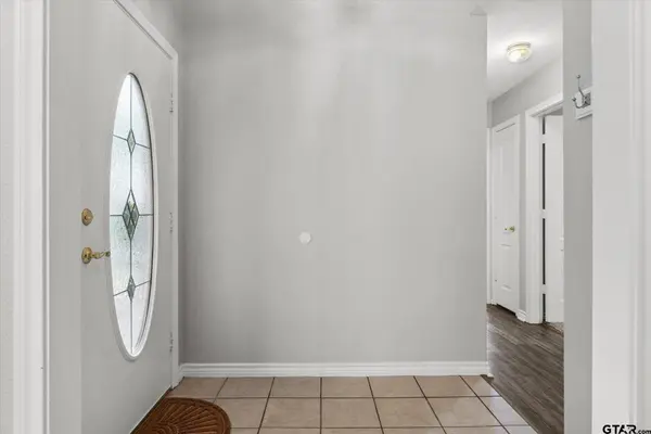 222 Amanda Court, Whitehouse, TX 75791