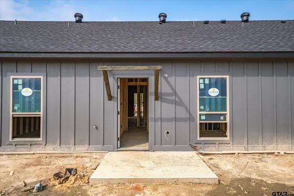 4073 County Road 152 W, Bullard, TX 75757