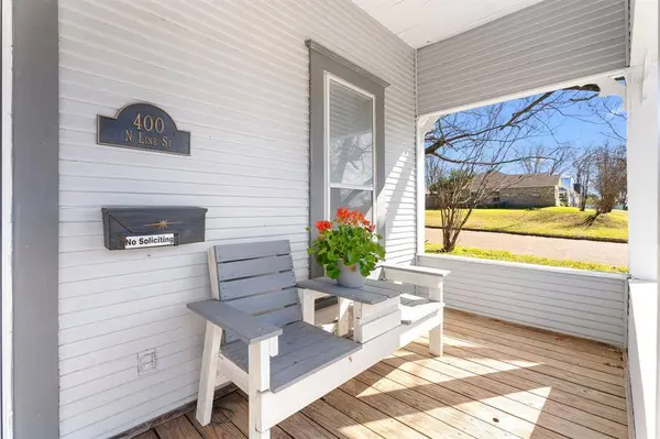 400 N Line Street, Mineola, TX 75773
