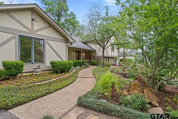 1513 Lake Park Circle, Hideaway, TX 75771