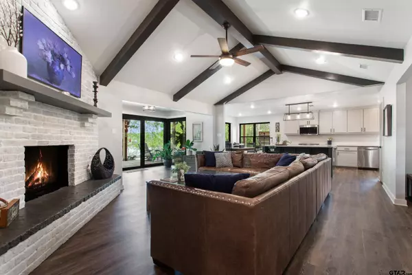 308 Harmony Ln, Hideaway, TX 75771