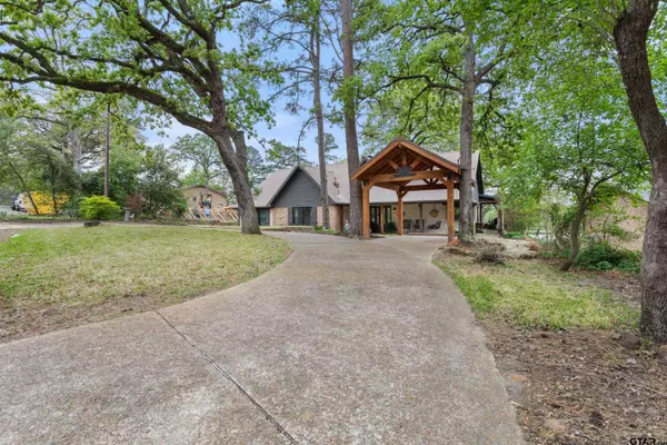 308 Harmony Ln, Hideaway, TX 75771