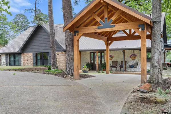 308 Harmony Ln, Hideaway, TX 75771