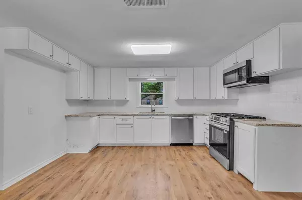 102 Hodges, Arp, TX 75750