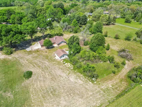 688 Inwood Street, Mineola, TX 75773