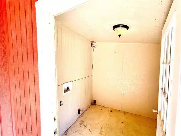 19911 County Road 4145, Lindale, TX 75771