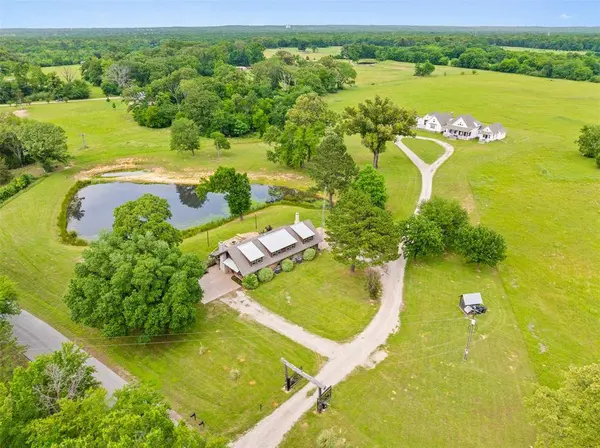 20108 County Road 452, Mineola, TX 75773