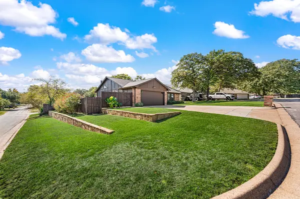 4600 Elm Branch Dr, Arlington, TX 76017-4045
