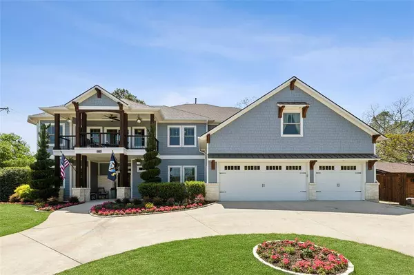 803 Surrey Lane, Grapevine, TX 76051