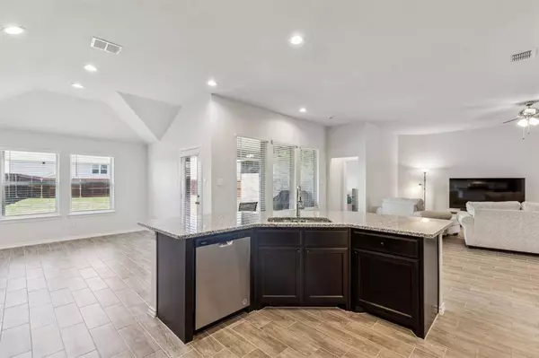 3006 Genevieve Lane, Royse City, TX 75189