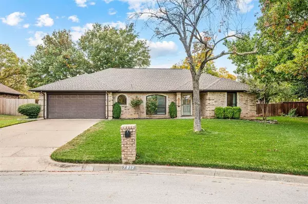 7317 Hialeah Circle N, North Richland Hills, TX 76182