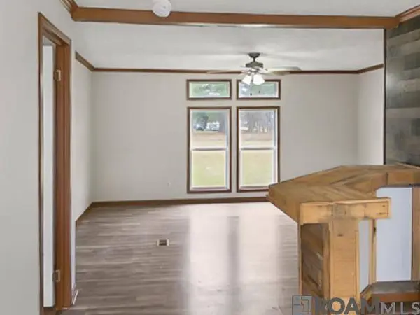 28498 Lindsey Tabor Rd, Holden, LA 70744