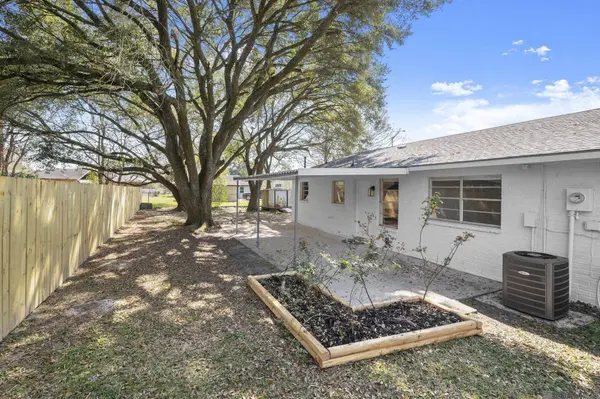 6912 Oak Park Dr, Baton Rouge, LA 70812