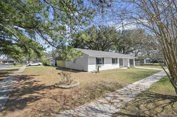 6912 Oak Park Dr, Baton Rouge, LA 70812