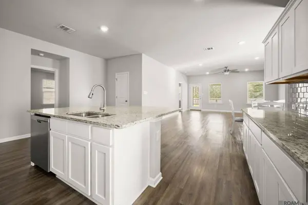 12721 Fowler Dr, Denham Springs, LA 70706