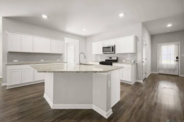 12721 Fowler Dr, Denham Springs, LA 70706