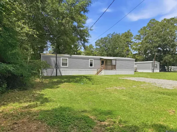 24605 Walker South Rd, Denham Springs, LA 70726