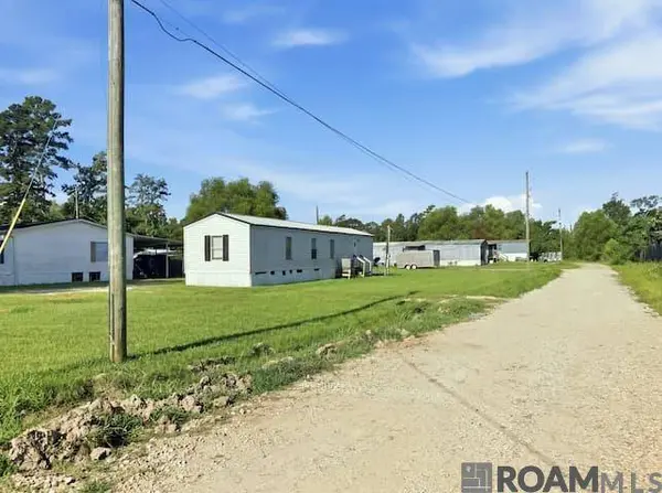 28105 Gaylord Rd, Walker, LA 70785