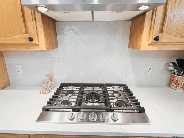 9900 Meadow Ln, Denham Springs, LA 70706