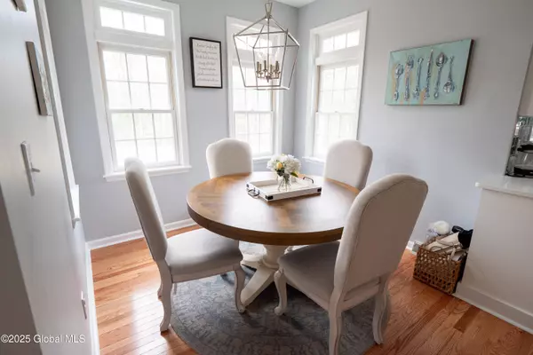 32 Sherwood Trail, Saratoga Springs, Outside, NY 12866