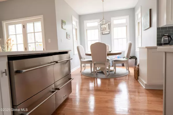 32 Sherwood Trail, Saratoga Springs, Outside, NY 12866