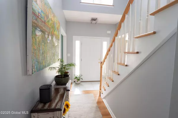 32 Sherwood Trail, Saratoga Springs, Outside, NY 12866