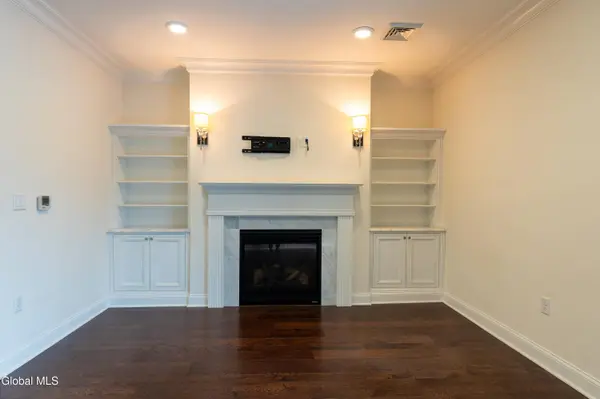 97 East Avenue #APT 201, Saratoga Springs, NY 12866