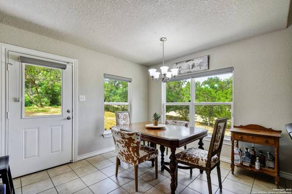 353 Smoking Rifle, Spring Branch, TX 78070