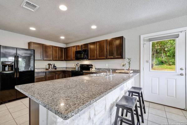 353 Smoking Rifle, Spring Branch, TX 78070