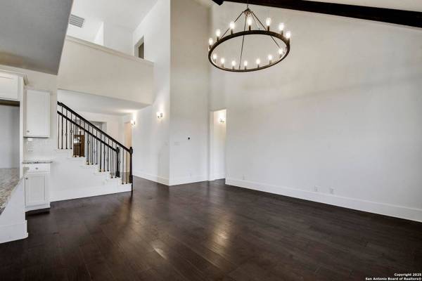 216 Kilmarnock, Boerne, TX 78015