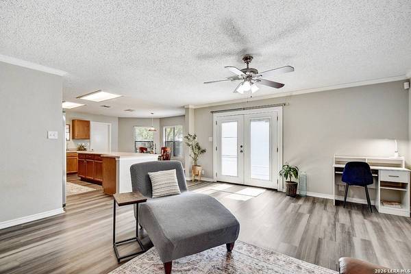 9202 VICTORY PASS DR, San Antonio, TX 78240