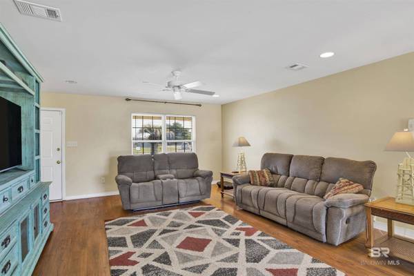 17451 E View Loop, Foley, AL 36535