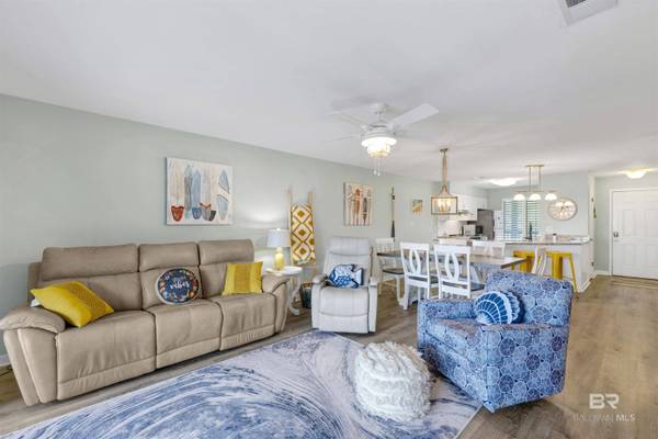 4723 PORT SIDE Lane #201, Gulf Shores, AL 36542