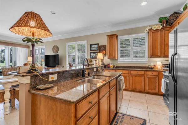 200 Peninsula Boulevard #G-102, Gulf Shores, AL 36542