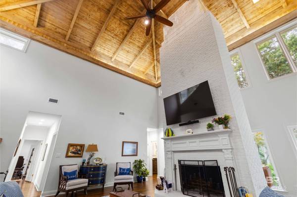 787 Bear Creek Court, Gulf Shores, AL 36542