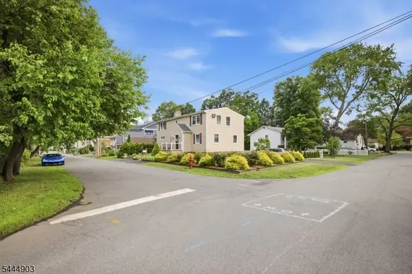 15 Spruce Pl, Denville Twp., NJ 07834